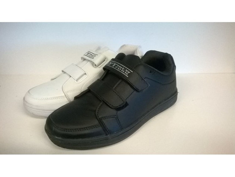 Picture of B366430- UNISEX RUNNERS IN BLACK  OR  WHITE WITH VELCRO